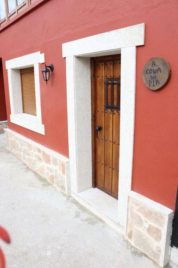 Apartamentos Casa Do Bouza Vello Sober Екстериор снимка